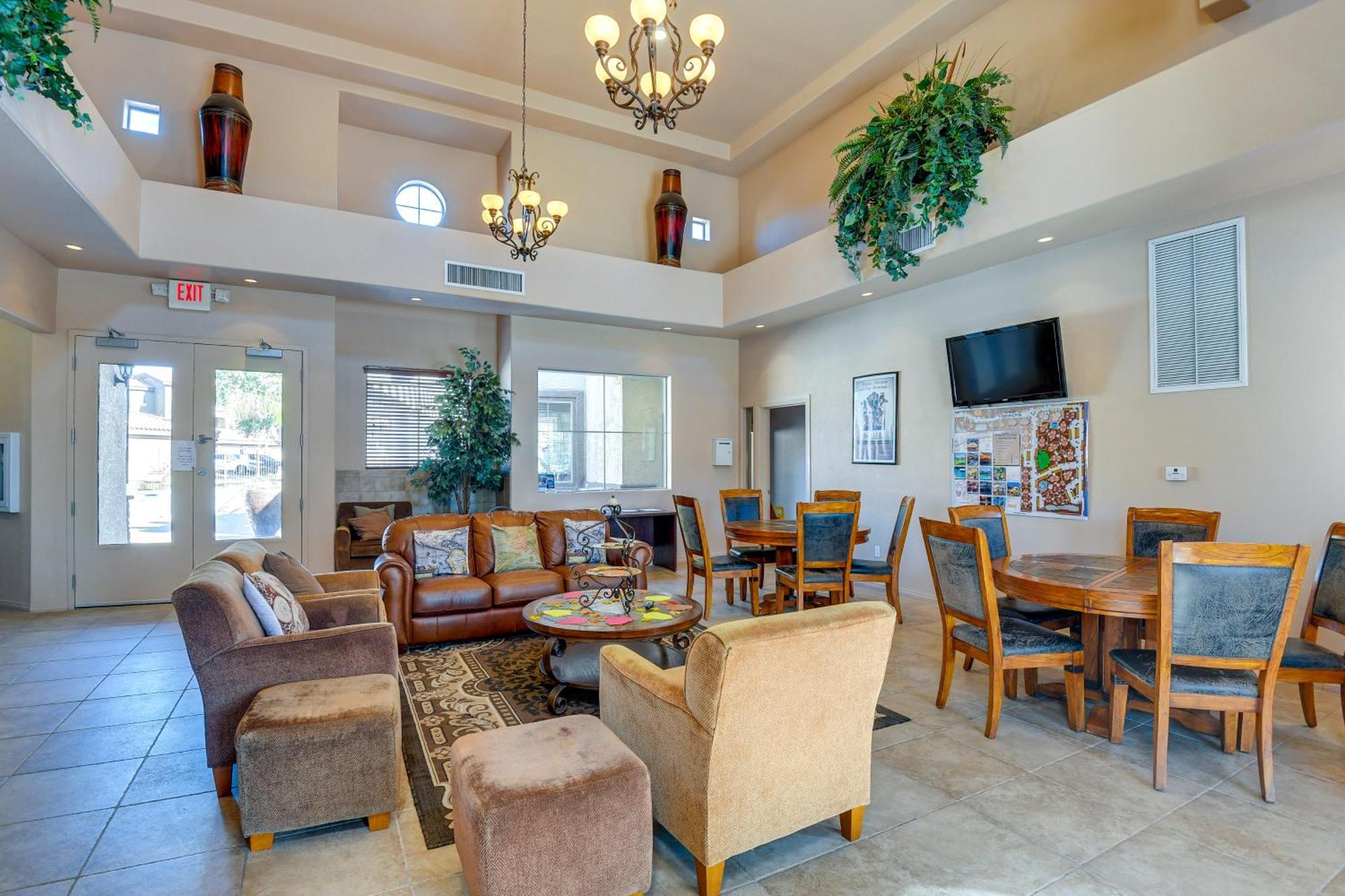 Mesa Condo With Private Patio And Grill Pool Access! Exterior photo